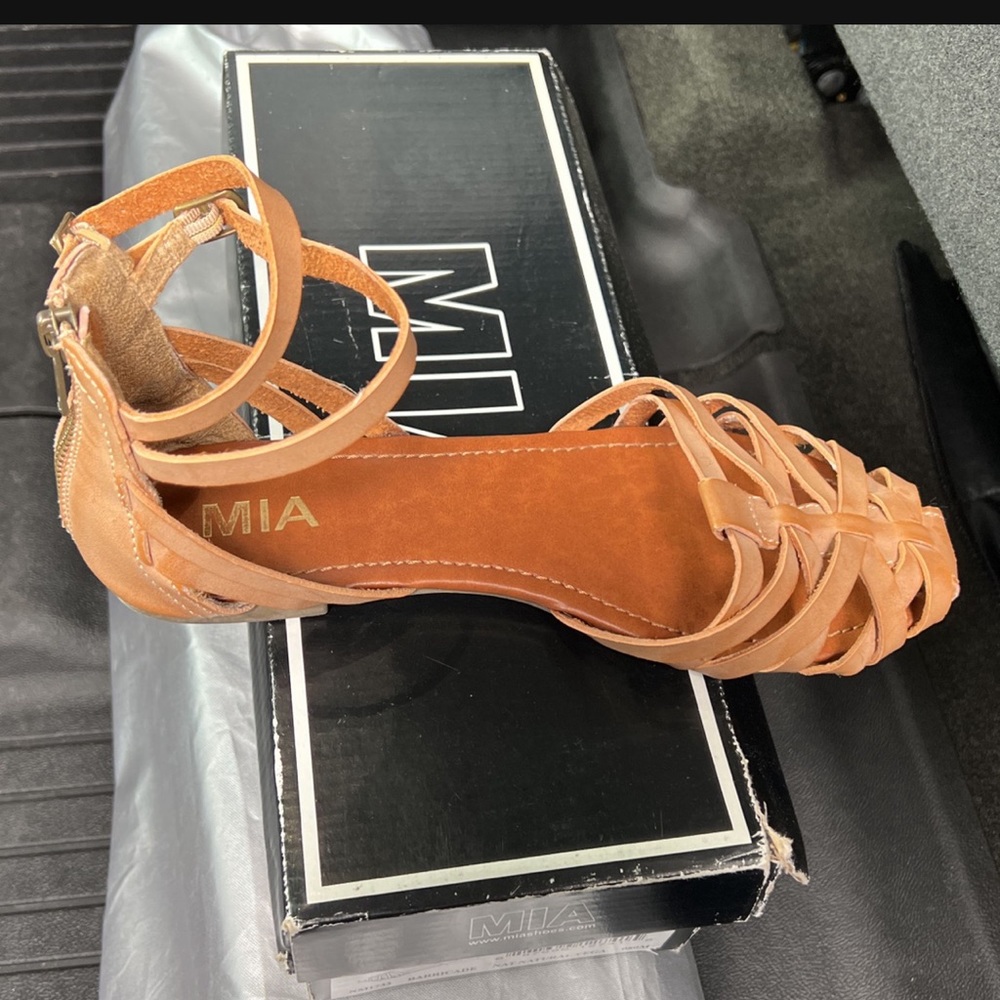 MIA Sandals